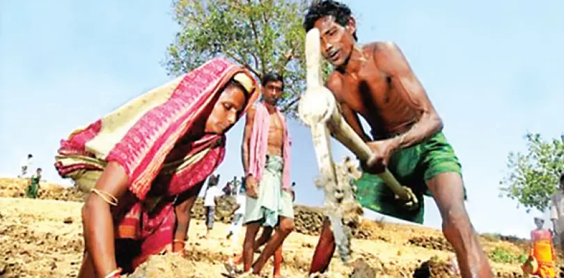 জি রাম জি আইনের বিরুদ্ধে দেশজুড়ে বিক্ষোভ, রাস্তায় নামলেন কৃষক-শ্রমিকরা