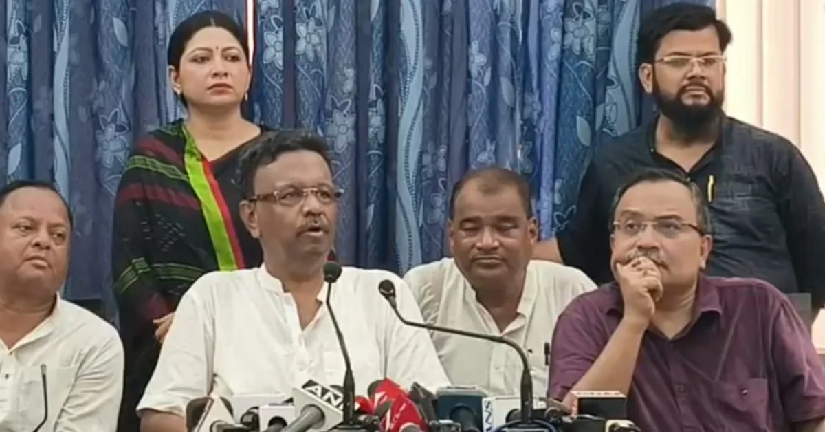 অভিষেকের বাড়ি ভাঙার নোটিস নিয়ে মুখ খুললেন ফিরহাদ ও কুণাল