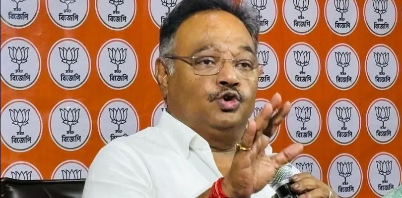 তৃণমূলে বাড়ছে অন্তর্কলহ, ‘দুর্নীতিগ্রস্তদের জন্য বিজেপির দরজা বন্ধ’ বার্তা শমীকের