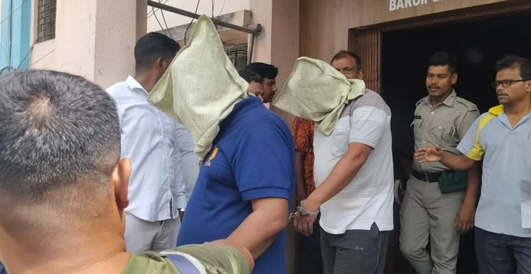 ভুল চিকিৎসার অভিযোগ গ্রেফতার দুই জয়নগরে