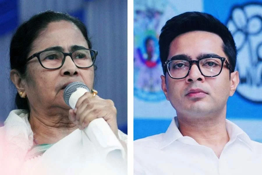 বঙ্গ ভোটগণনায় বদলের ইঙ্গিত, উত্তেজনার আবহে কড়া নিরাপত্তা মুখ্যমন্ত্রী ও অভিষেকের বাড়িতে