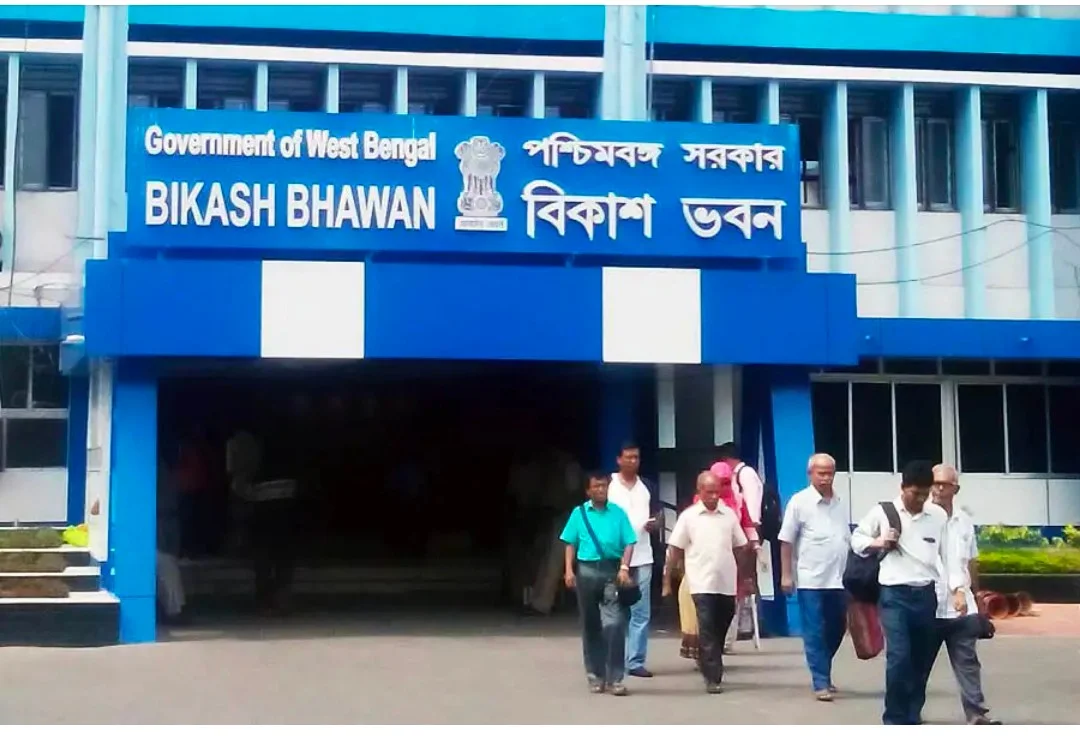 জ্বালানী খরচ কমাতে পদক্ষেপ, ‘ওয়ার্ক ফ্রম হোম’ নির্দেশিকা জারি শিক্ষা দফতরের