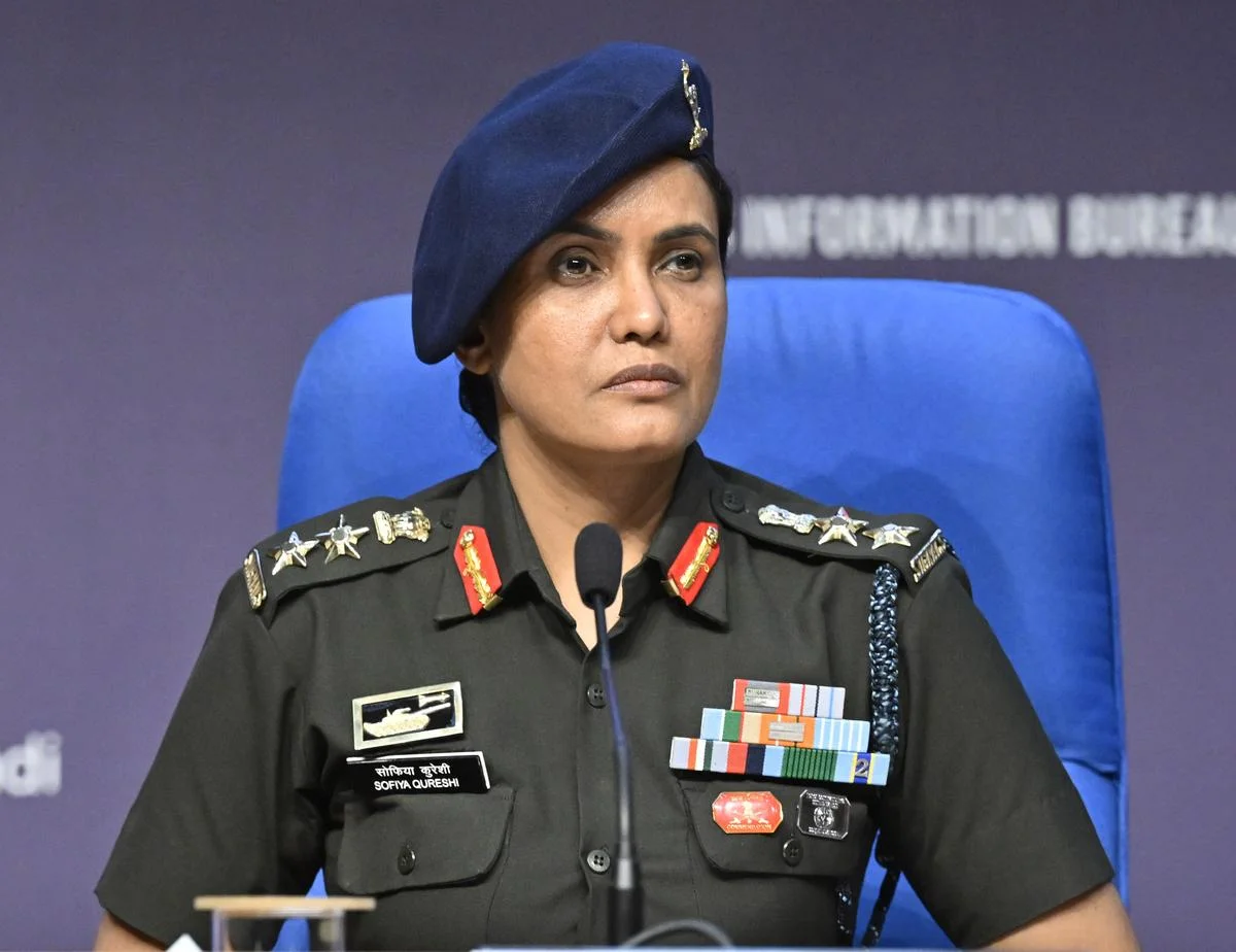 সোফিয়া কুরেশিকে নিয়ে বিতর্কিত মন্তব্য, মধ্যেপ্রদেশের মন্ত্রীর বিরুদ্ধে কেন পদক্ষেপ হয়নি? ক্ষুব্ধ সুপ্রিম কোর্ট 