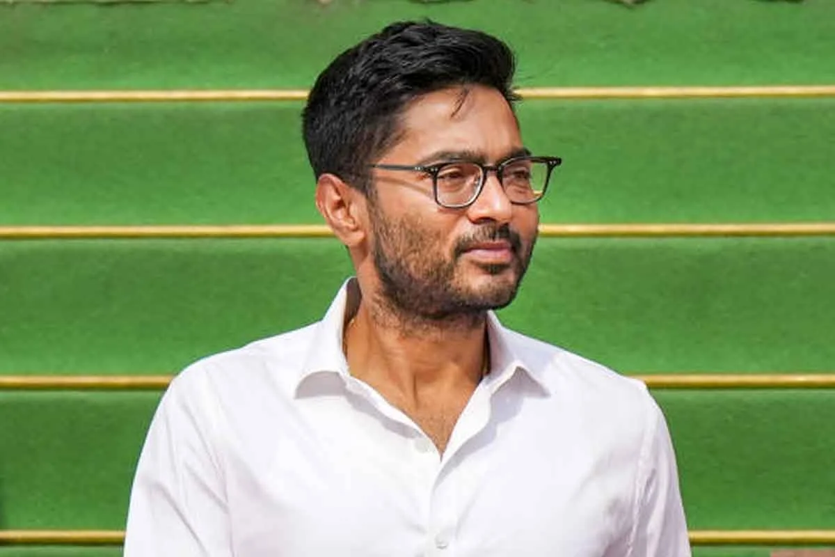 ১১ ঘণ্টার ম্যারাথন জেরার পর অভিষেকের বার্তা, ‘গলা কেটে দিলেও আত্মসমর্পণ নয়’
