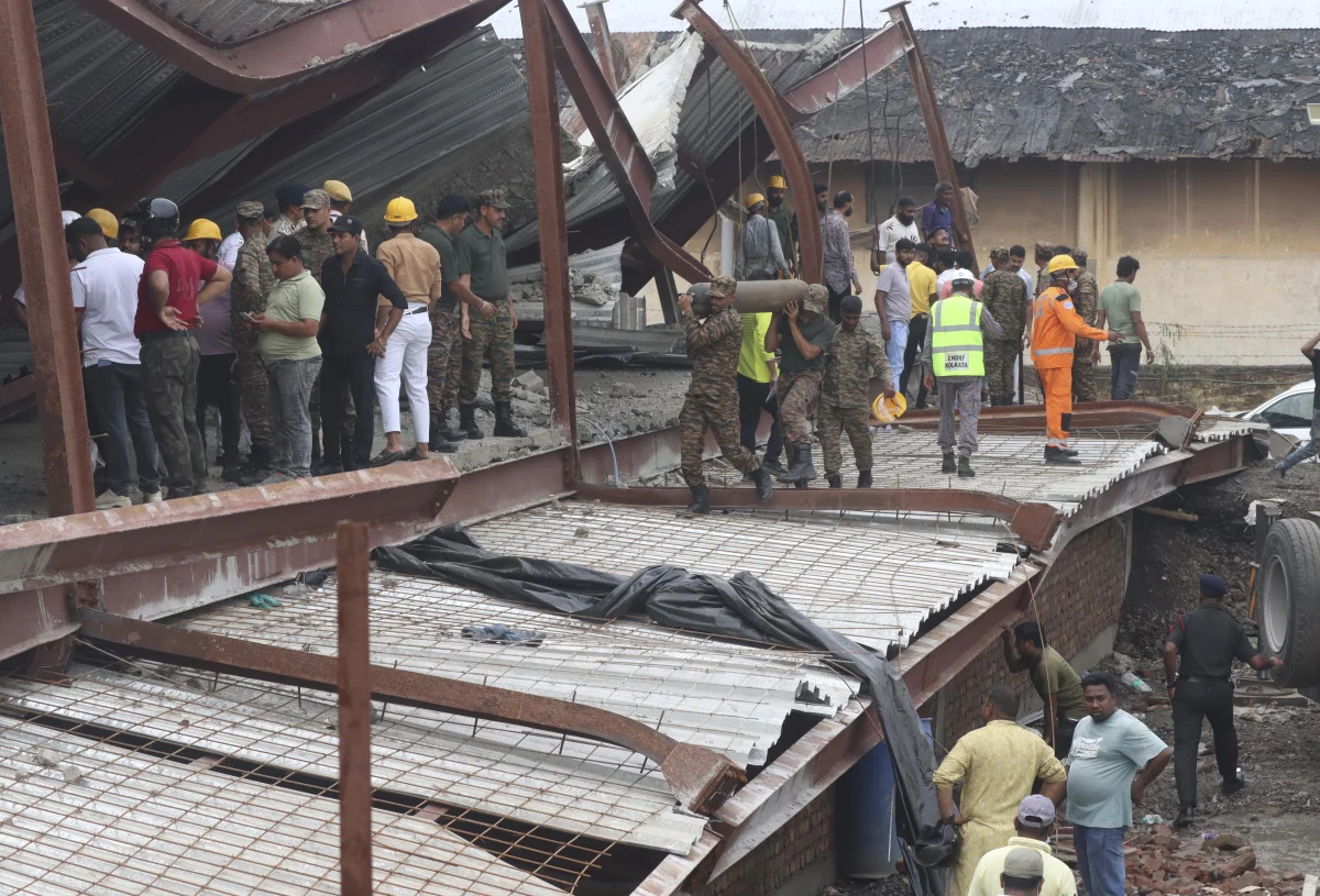 আপাতত তারাতলায় শেষ হল উদ্ধারকাজ, কারণ খতিয়ে দেখতে যাবে ফরেন্সিক টিম 