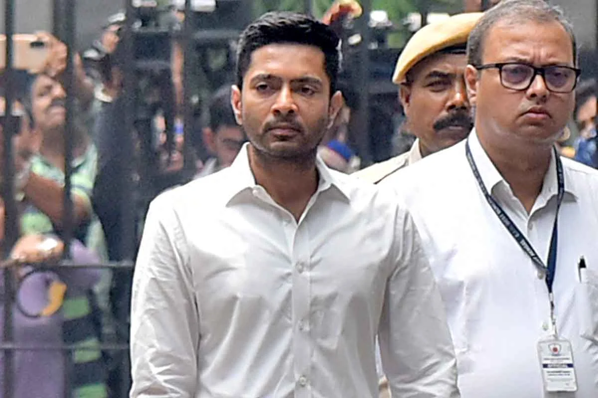 অভিষেককে টানা সাড়ে ৮ ঘণ্টা ধরে জিজ্ঞাসাবাদ সিআইডির, বেরিয়ে যোগ দিলেন মমতার বৈঠকে
