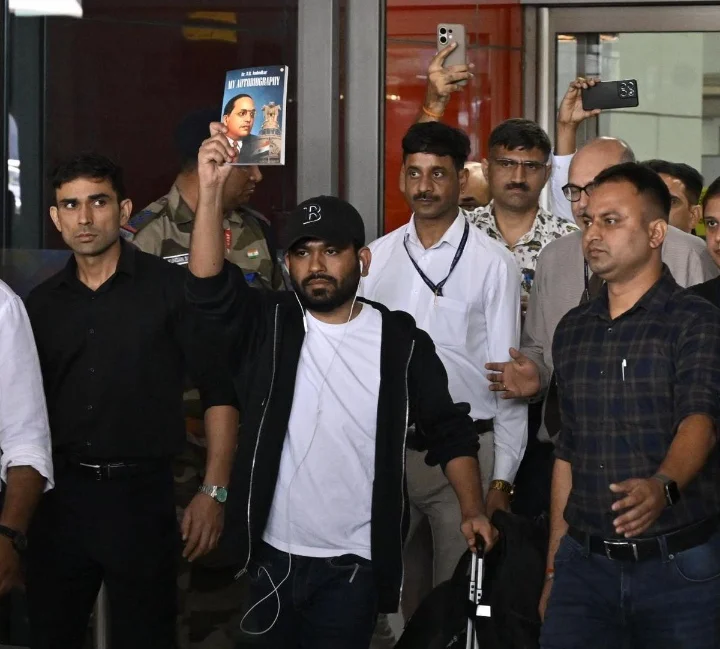 শিক্ষামন্ত্রীর পদত্যাগের দাবিতে দিল্লিতে সিজেপির সমাবেশ, জন্তর মন্তরে ভিড়