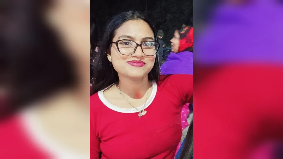 সোনারপুরে ফ্ল্যাট থেকে তরুণীর পচাগলা দেহ উদ্ধার, চাঞ্চল্য