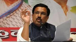 অসমে স্কুলের টিফিনে গোমাংস বিতর্ক, পুলিশের পদক্ষেপের নিন্দায় সরব কংগ্রেস সাংসদ