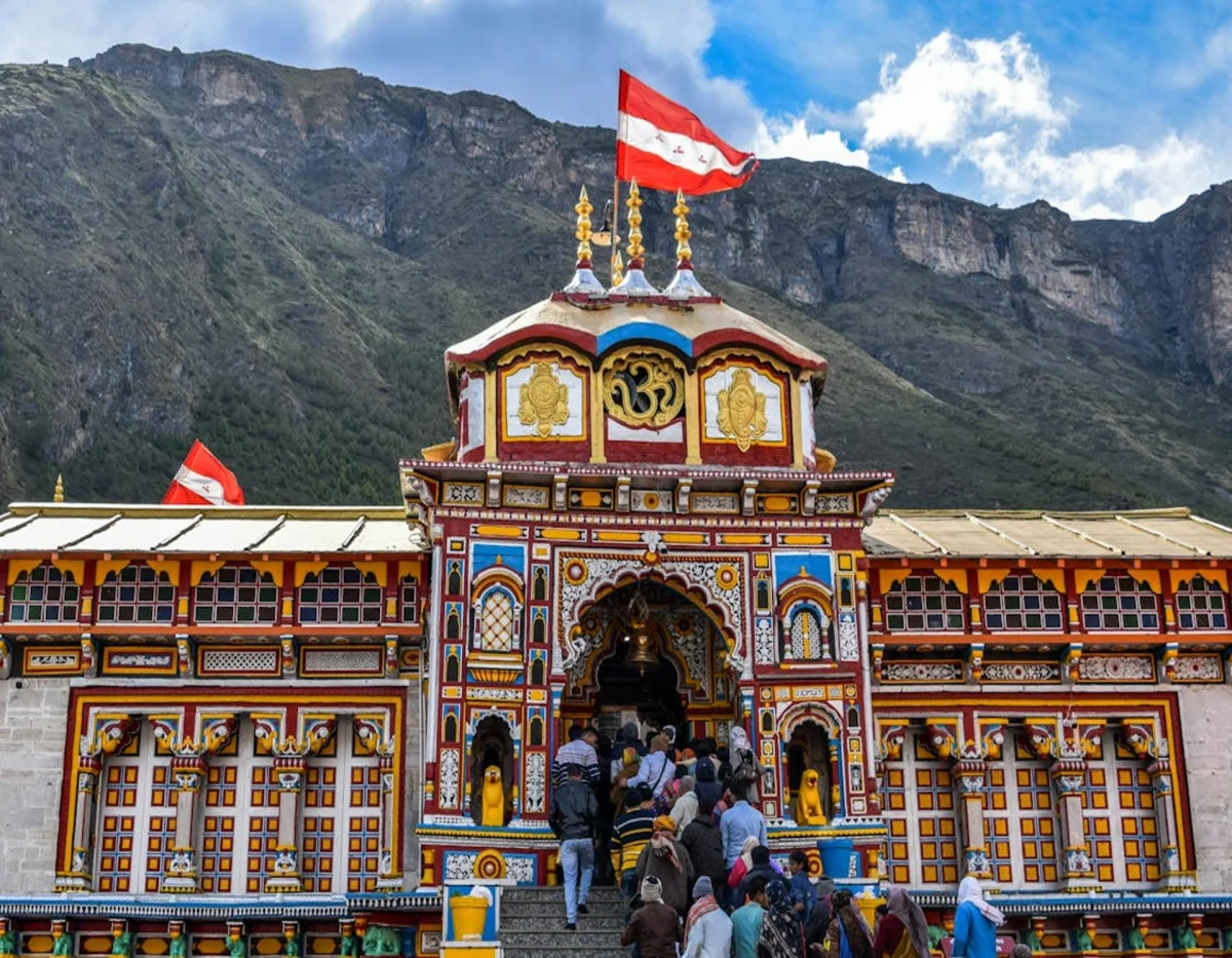রাম মন্দিরের পর এবার বিখ্যাত বদ্রীনাথ ধামেও দানের টাকা তছরূপের অভিযোগ, তদন্তের নির্দেশ কর্তৃপক্ষের