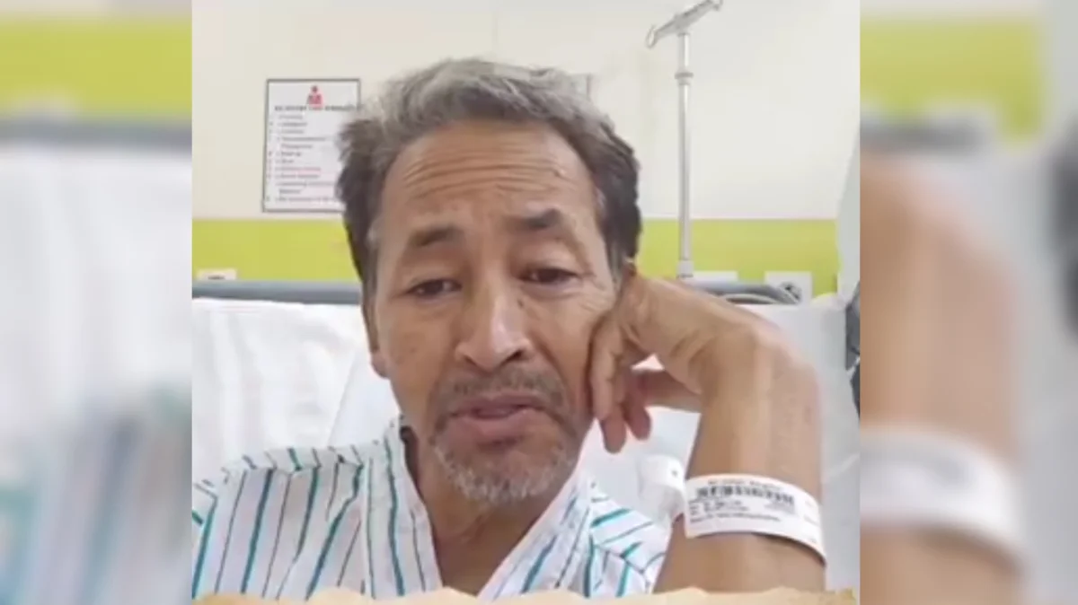 “মনে হচ্ছে উত্তর কোরিয়ায় আছি”: দিল্লি হাসপাতালের আচরণের ক্ষুদ্ধ সোনম ওয়াংচুক