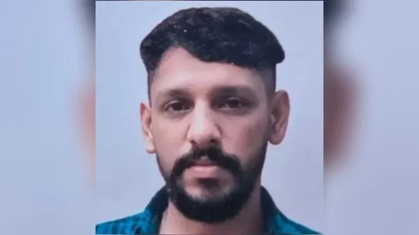 পুলিশি হেফাজতে নির্মম অত্যাচার: কেরলে যুবকের মৃত্যু, পুলিশ কর্মীদের বিরুদ্ধে শাস্তির দাবি বিজয়নের
