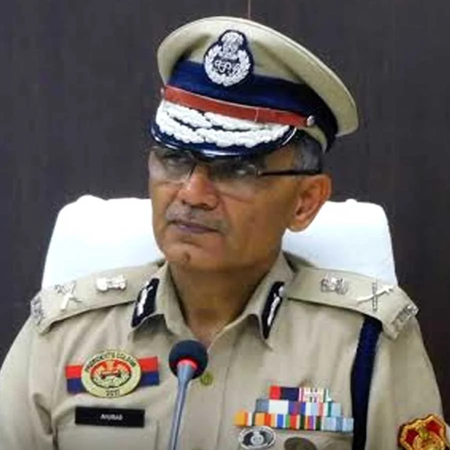 ত্রিপুরার পুলিশের ডিজি-র রহস্যমৃত্যু, সদর দফতর থেকে উদ্ধার ঝুলন্ত দেহ