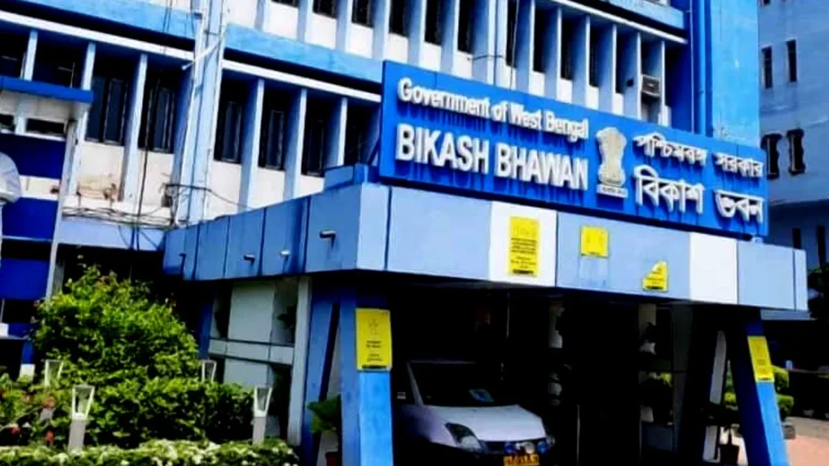 রাজ্যের ১৪টি বিশ্ববিদ্যালয়ের কর্মসমিতিতে সরকারি প্রতিনিধি নিয়োগ, ব্রাত্য কলকাতা বিশ্ববিদ্যালয়