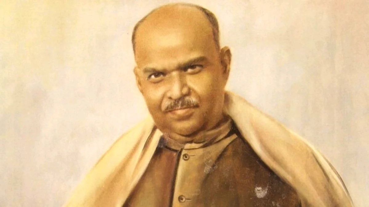 জন্মদিনের আগেই টার্গেট শ্যামাপ্রসাদ, খাস কলকাতার সুকিয়া স্ট্রিটে ভাঙা হল বেদী!