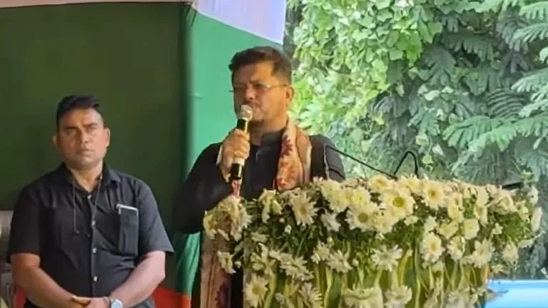 তদন্ত কমিশনের রিপোর্ট কেন এতদিন প্রকাশ্যে আনা হয়নি? মেয়ো রোডের সভা থেকে মমতাকে নিশানা ঋতব্রতের