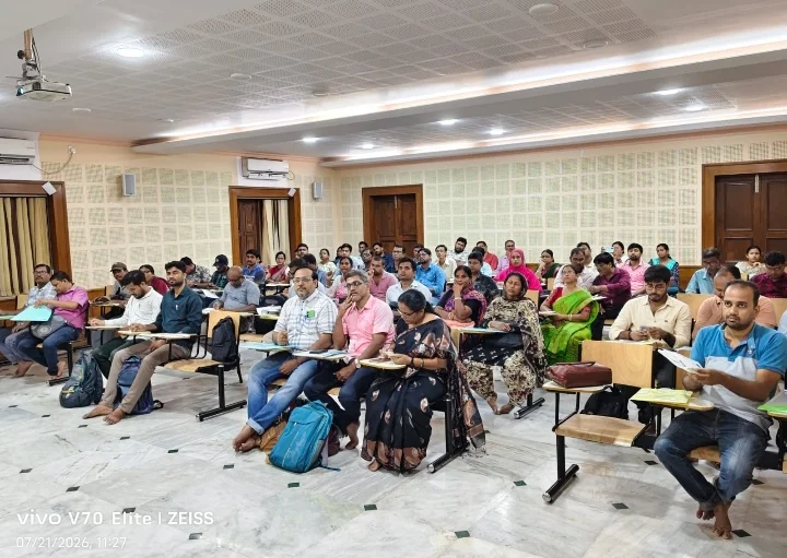 জনগণনার কাজে নিয়োজিতদের প্রশিক্ষণ শুরু জয়নগরে প্রশাসনের উদ্যোগে