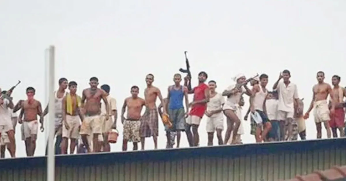 শ্রীলঙ্কার জেলে  দাঙ্গা : নিহত ২৫, আহত অন্তত ১০০