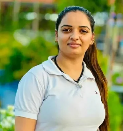 গাছে বেঁধে জীবন্ত দাহ: ৫৪ দিন লড়াইয়ের পর মৃত্যু পঞ্জাবের তরুণী ইনফ্লুয়েন্সারের