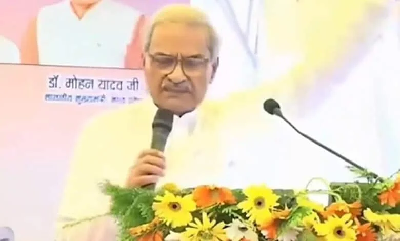 ‘আপনার বাবার বাড়ি থেকে কি বিশুদ্ধ পেট্রোল আসবে’: ইথানল প্রসঙ্গে বিজেপি সাংসদ