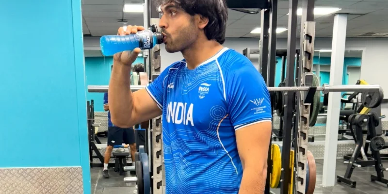 ‘ভাবিনি ফিরতে পারব’, ১০ মাসের লড়াই শেষে কমনওয়েলথে রুপো জিতে আবেগঘন নীরজ