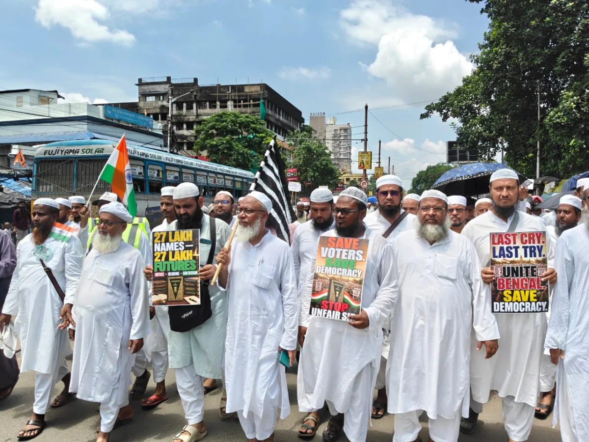 SIR ও জনগণনা ইস্যুতে কলকাতায় জমিয়তের মিছিল, দাবি না মানলে জেলায় জেলায় শান্তিপূর্ণ আন্দোলনের হুঁশিয়ারি