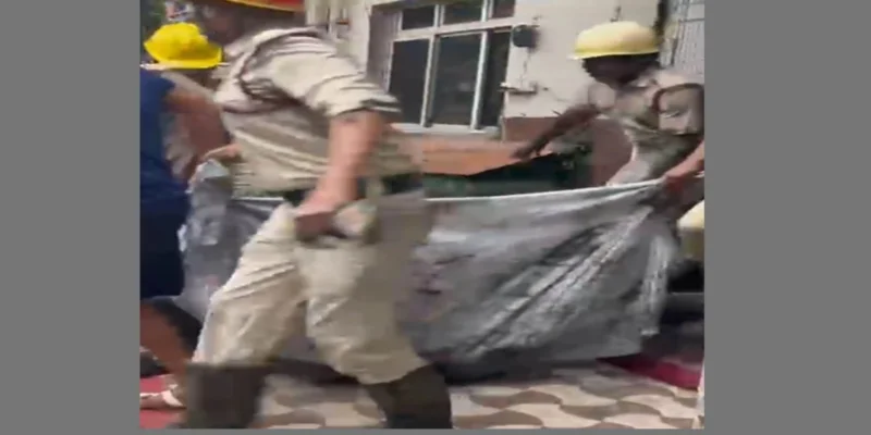 তারাপীঠের হোটেলে ভয়াবহ অগ্নিকাণ্ড, পুজো দিতে এসে মর্মান্তিক মৃত্যু ৭ জনের