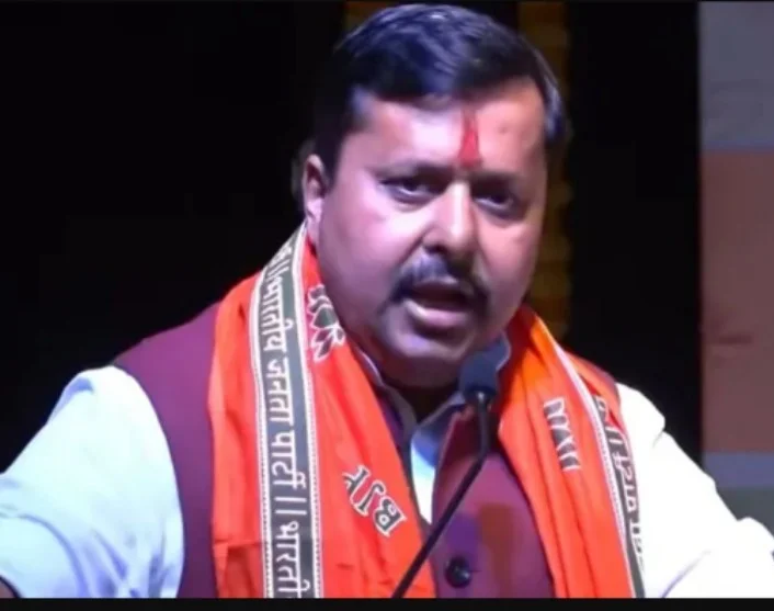 সজ্জন কুমারের বাড়িতে সমবেদনা, তিন বিজেপি সাংসদকে ভর্ৎসনা নীতিন নবীনের