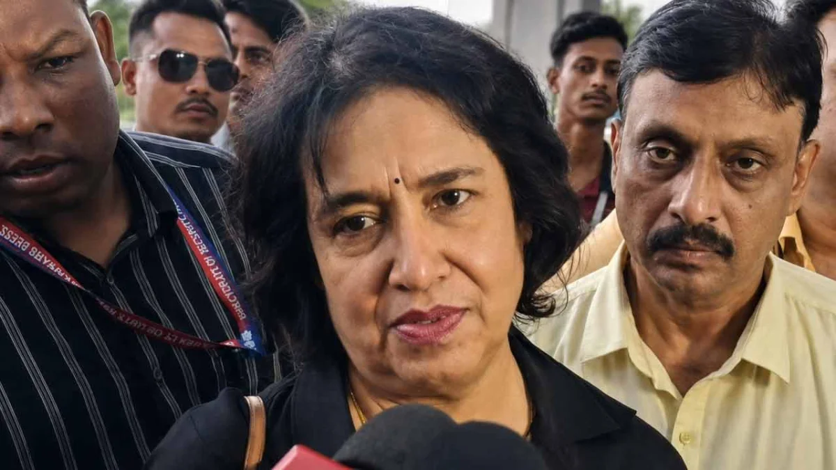 কলকাতা সফর তসলিমার, শহর ছাড়ার আগে দিলেন বিশেষ বার্তা, বাংলাদেশে ফেরা নিয়ে কি বললেন? 