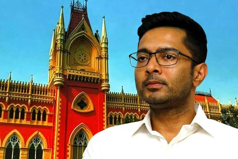 বিদেশযাত্রার আগে ব্যাঙ্ক অ্যাকাউন্ট ফ্রিজ, কলকাতা হাই কোর্টে দ্রুত শুনানির আর্জি অভিষেক বন্দ্যোপাধ্যায়ের