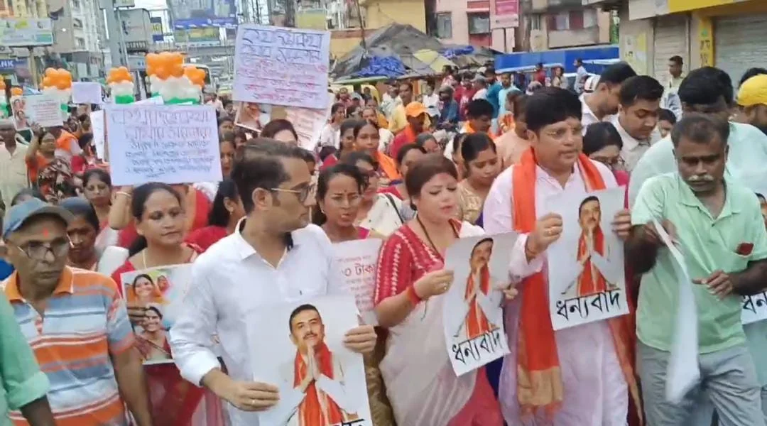 অন্নপূর্ণা প্রাপকদের নিয়ে বিজেপির মিছিল, বিরোধীদের জবাব দেওয়ার বার্তা