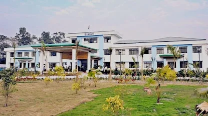 সীমান্তের ৮ জেলায় নজর, জেলাশাসকদের নিয়ে উত্তরকন্যায় কেন্দ্রের বিশেষ বৈঠক