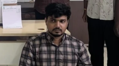 যৌন ও হৃদরোগের চিকিৎসায় বসানো হতো ক্লিনিক: হায়দরাবাদে গ্রেপ্তার ‘দ্বাদশ শ্রেণী পাশ’ ভুয়া ডাক্তার