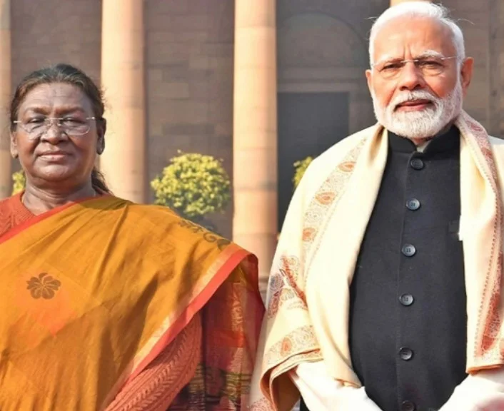 সত্য নিকেতনে ছ’তলা বাড়ি ধসে মৃত্যু ৫, শোক প্রধানমন্ত্রী নরেন্দ্র মোদি ও রাষ্ট্রপতি দ্রৌপদী মুর্মুর
