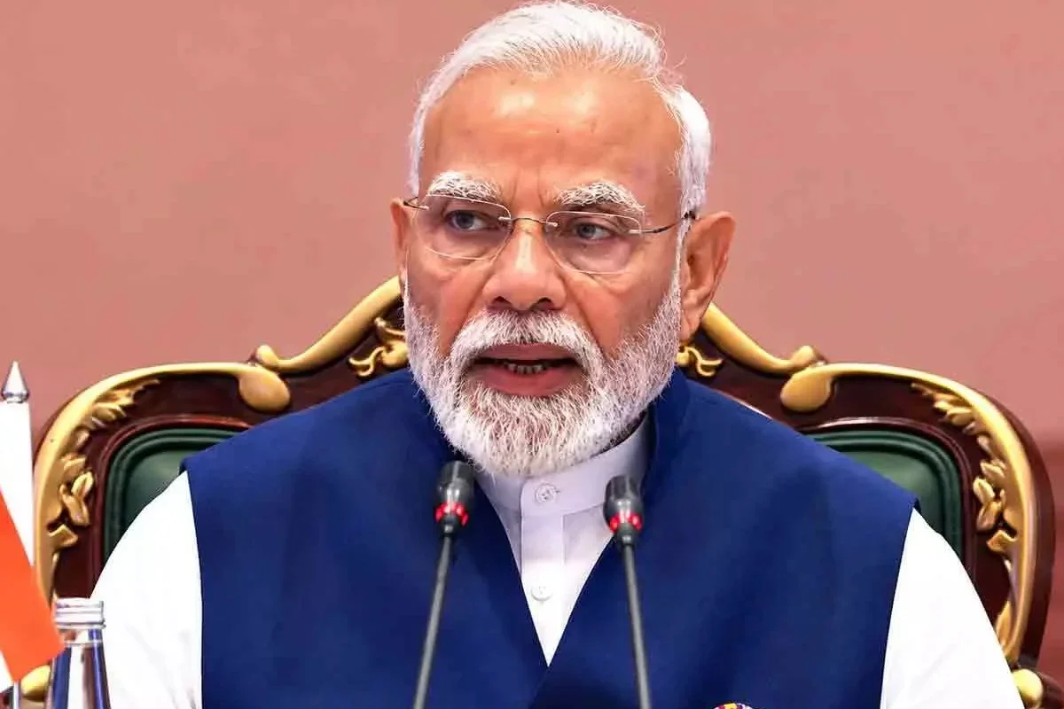 ব্রিকসে চড়ছে কূটনীতির পারদ, জিনপিংকে পাশে নিয়েই বিরল খনিজ নিয়ে মোদির বার্তা