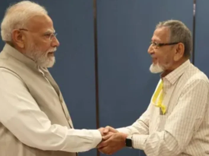 মোদীর সঙ্গে সাক্ষাতের পরই জমি ফেরত, বাল্যবন্ধু আসগর আলির অভিযোগে দ্রুত পদক্ষেপ