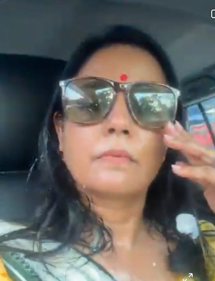 ফের মহুয়া মৈত্রকে ছোড়া হল ডিম, এবার তেহট্টে, কোর্টে যাওয়ার হুশিয়ারি সাংসদের 