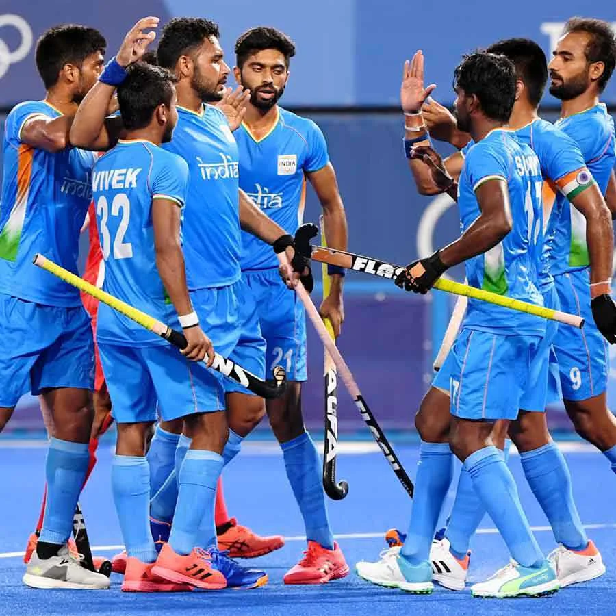 বিতর্কের অবসান, আসন্ন এশিয়ান গেমসে ভারতীয় হকি দলে ফিরছে পরিচিত নীল জার্সি