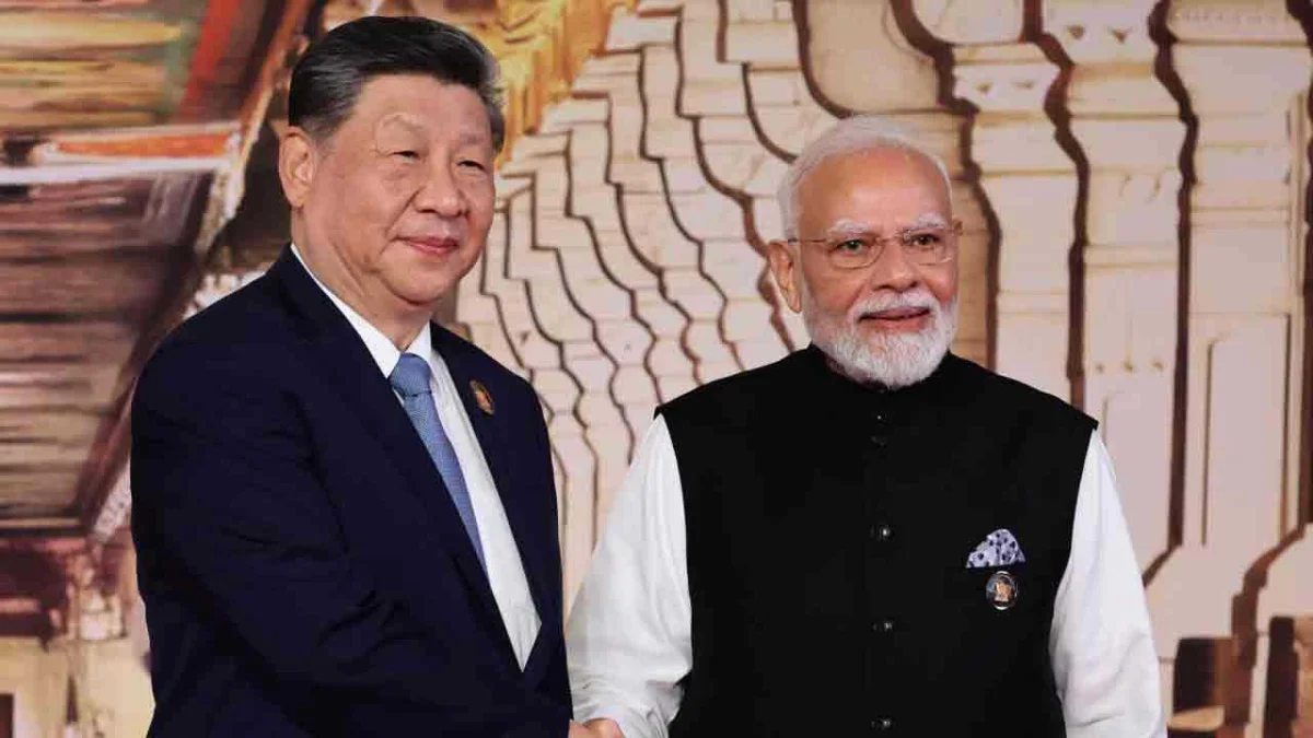 দিল্লিতে মোদী-জিনপিং বৈঠকে বিবাদ ভুলে যৌথ উন্নয়নের বার্তা দুই রাষ্ট্রনেতার