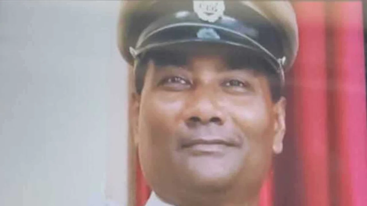 হাবড়া থানার ব্যারাকে রহস্যমৃত্যু, ঝুলন্ত দেহ উদ্ধার সাব-ইন্সপেক্টরের