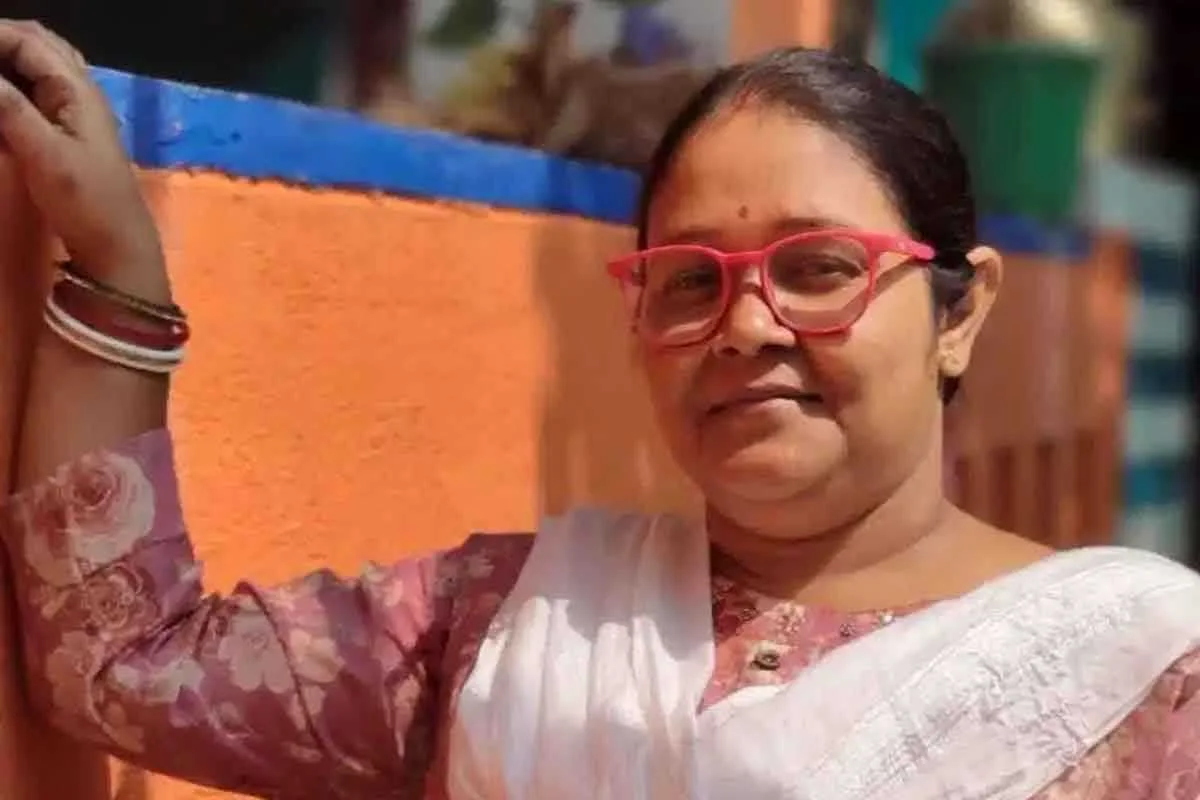 প্রতীক হারানোর পর প্রার্থীও খোয়ালেন মমতা, শুভেন্দুর সঙ্গে সাক্ষাতের পর মনোনয়ন প্রত্যাহার সঞ্চিতার