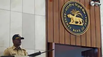 টানা ৩ দিনের ভোগান্তি এড়াতে ধর্মঘটের আগে রবিবারও খোলা থাকবে ব্যাংক 