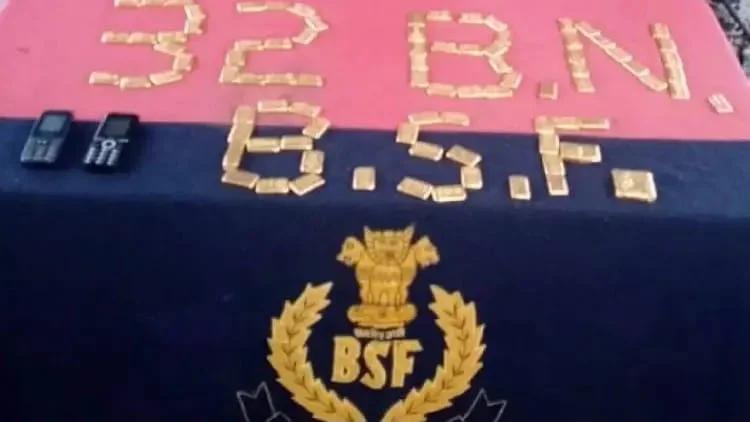  সীমান্তে ১৭.৪০ কোটি টাকার সোনা উদ্ধার