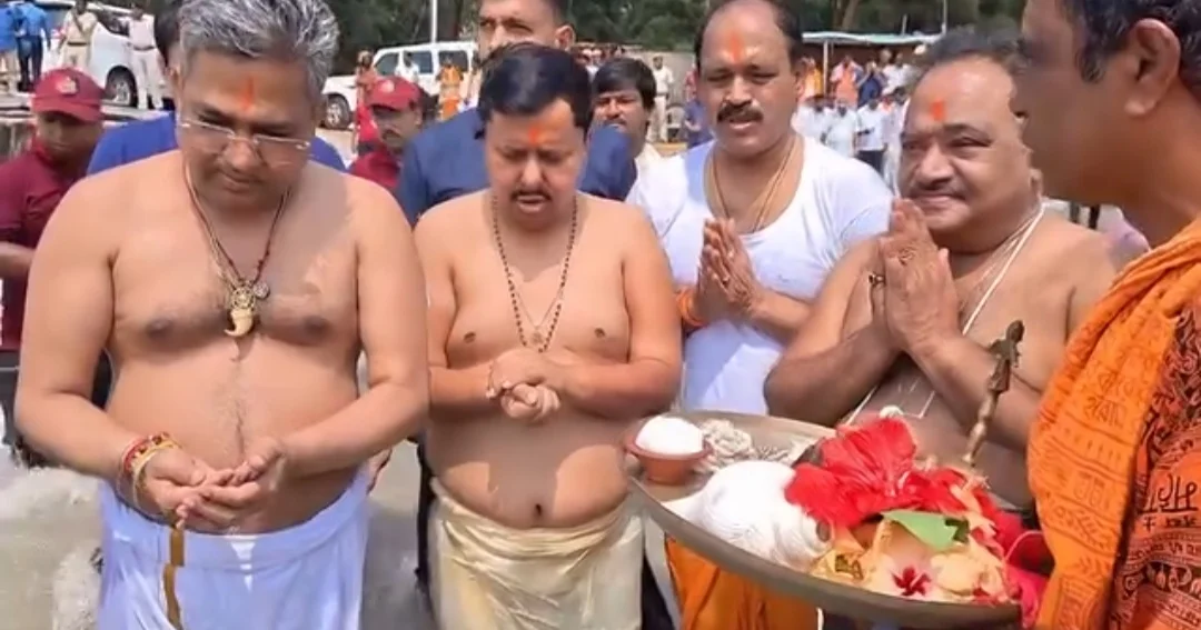 গঙ্গাসাগরে কপিলমুনির আশ্রমে পুজো দিলেন বিজেপির সর্বভারতীয় সভাপতি নীতিন নবীন