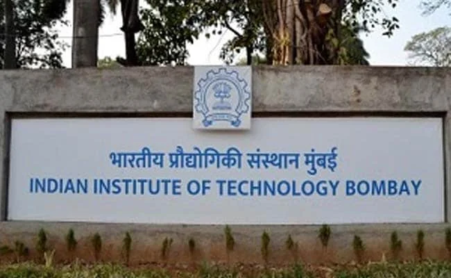 আইআইটি বম্বের ক্যাম্পাসে আগুন, আহত ৫