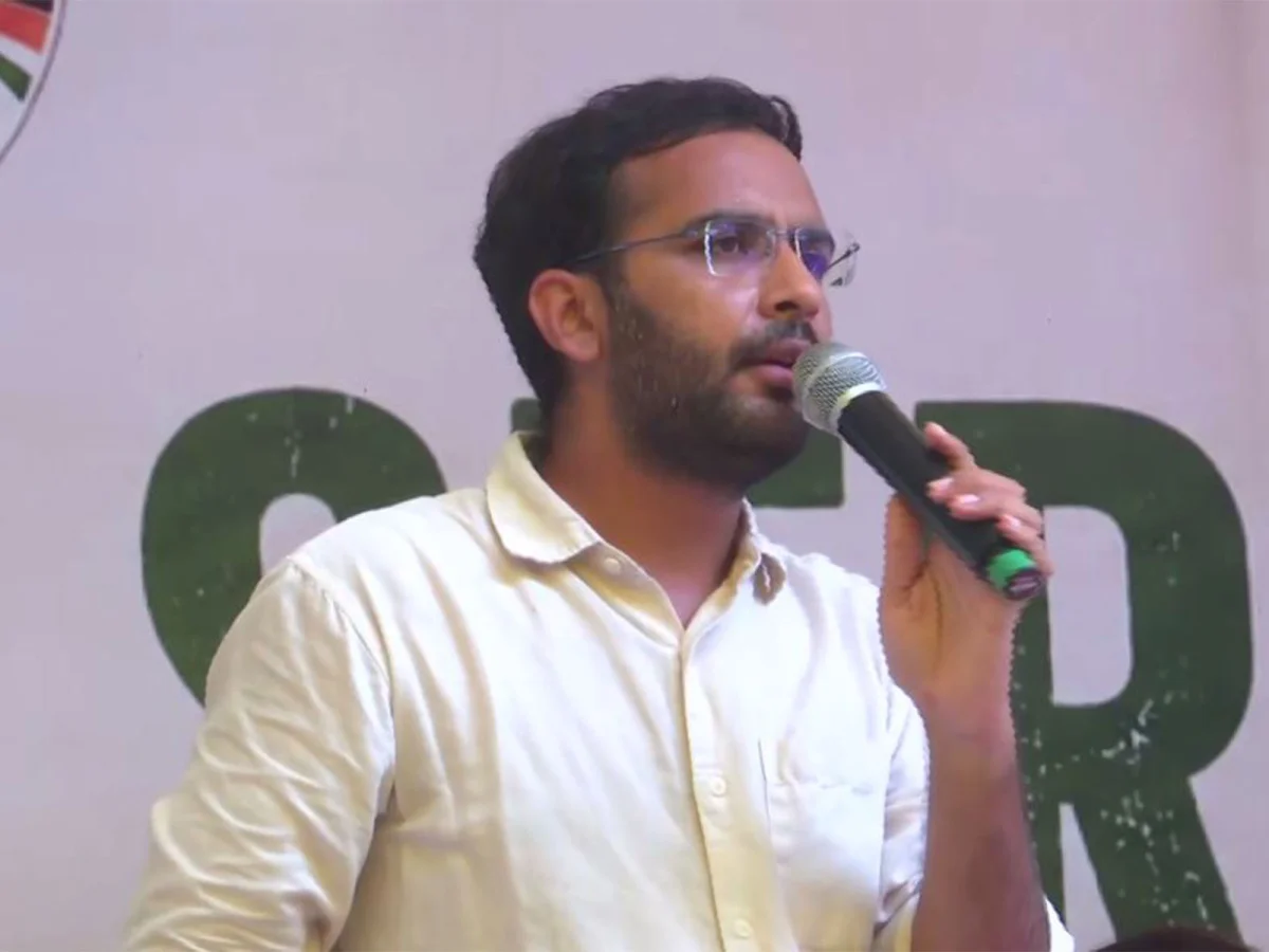 আইআইটি কানপুরের প্রাক্তনী আশুতোষ, এক ছাত্রের মৃত্যুতেও লড়েছিলেন