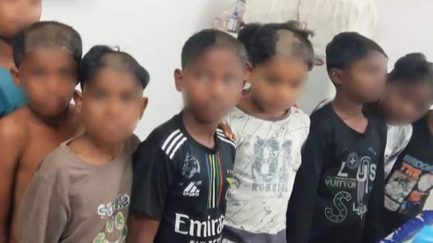 খেলার 'শাস্তি' চুল অর্ধেক কামিয়ে দেওয়া! মহারাষ্ট্রের সরকারি আশ্রমে ৮২ পডুয়াকে অমানবিক শাস্তি, তোলপাড়