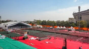 বিক্ষোভস্থল রামলীলা ময়দান, কিন্তু ভাড়া ১ লক্ষ টাকারও বেশি; বুকিং নিয়েও অনিশ্চয়তা
