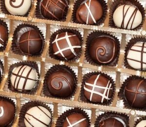 আপনি কি চকলেট প্রেমী? তবে আপনার জন্য রইল বিশ্বের সেরা কিছু চকলেটের হালহদিশ
