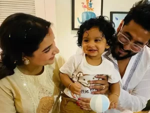 নয়া লুকে নেটিজেনদের মন জয় করল রাজ-শুভশ্রী পুত্র একরত্তি যুবান